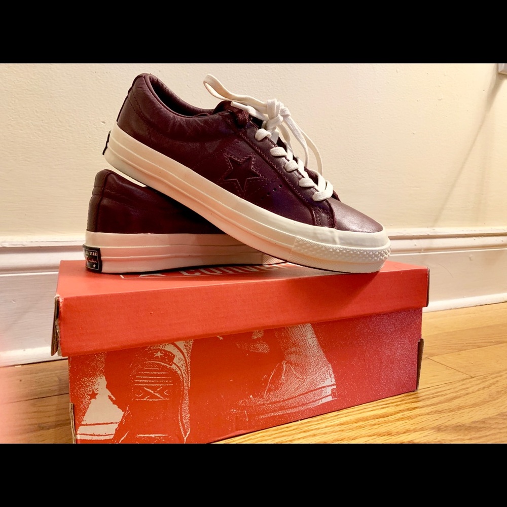 Leather sneakers